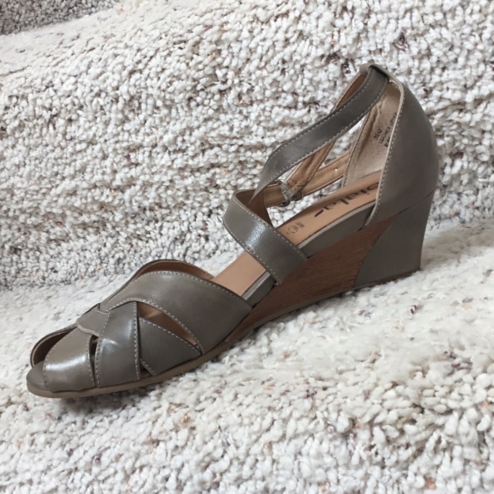 BIALA Peep Toe Wedge Leather Tan Gray Ankle Wrap Strap Shoes Size 39 - Picture 2 of 16